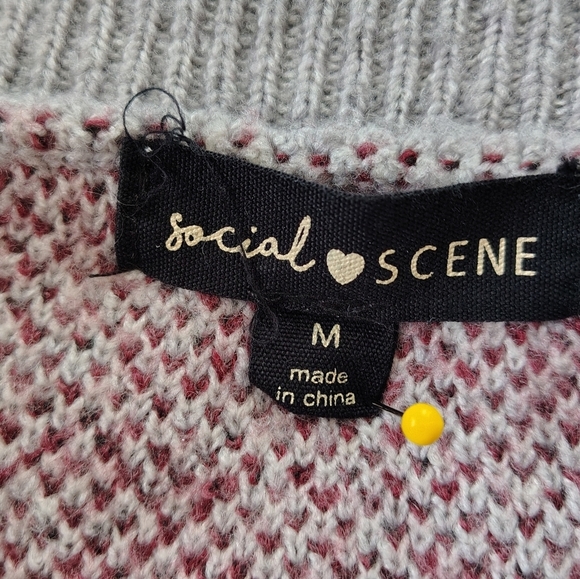 Social Scene Gray Patterned Women's Sweater Size M - Picture 5 of 7